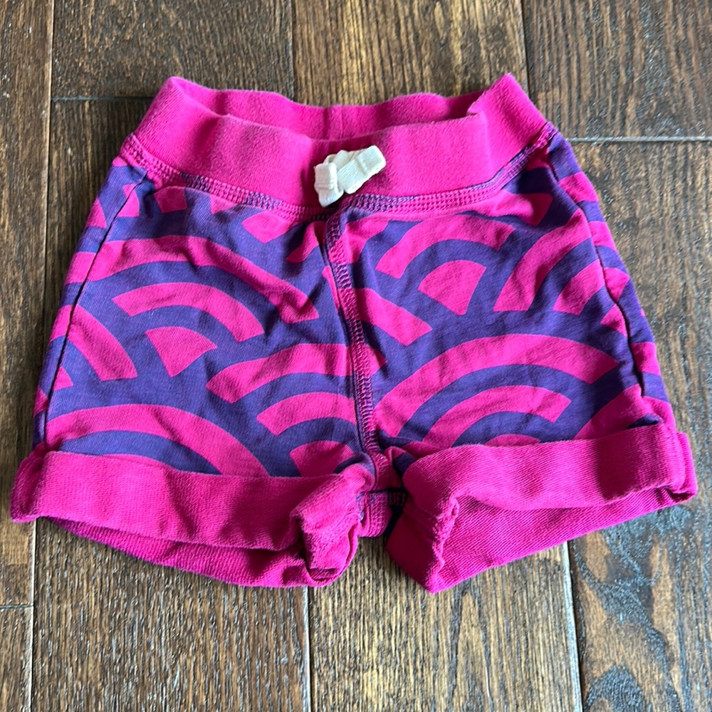 Tea, girls 2T shorts, excellent condition